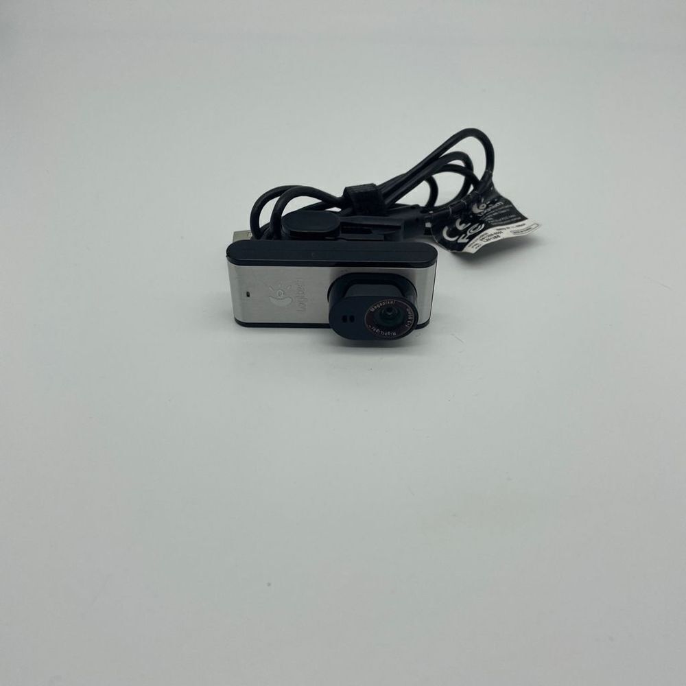 Logitech Right Light USB Web Cam notebook laptop pc‎ V UAR38 camera lens clip on